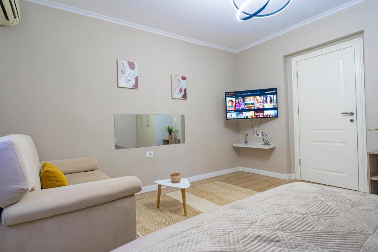 New Bazaar Cane Apartment 2 Tirana Exterior photo